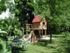 Baumhaus am Spielplatz