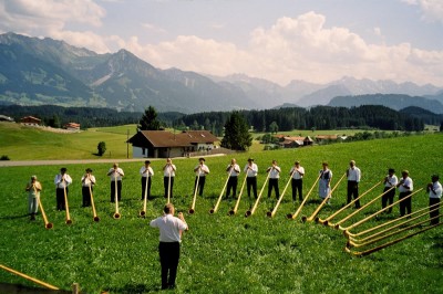 Alphornbläser - Treffen in den Hörnerdörfern Alphornbläser - Treffen in den Hörnerdörfern