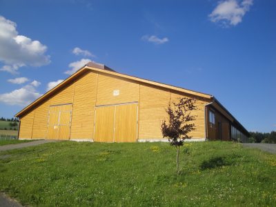 2007 neu erbauter Milchviehlaufstall 2007 neu erbauter Milchviehlaufstall