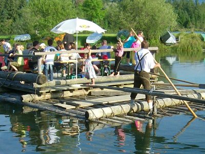 Floßfahren in Lechbruck Floßfahren in Lechbruck