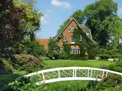 Osterbunsbüll_Garten_opt