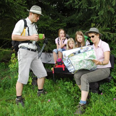 Familie beim Wandern (&copy; LAG Thüringen : Barbara Neumann )