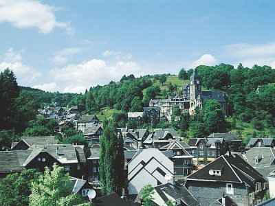 Blick auf Lauscha (© Thüringer Tourismus GmbH : P. Brix ) Blick auf Lauscha (© Thüringer Tourismus GmbH : P. Brix )