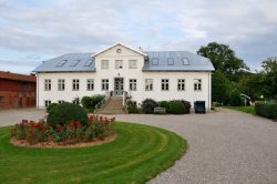 Aussenansicht_Gut_Royum Nur im Zus.hang mit Fr�hjahrsputz verwenden.