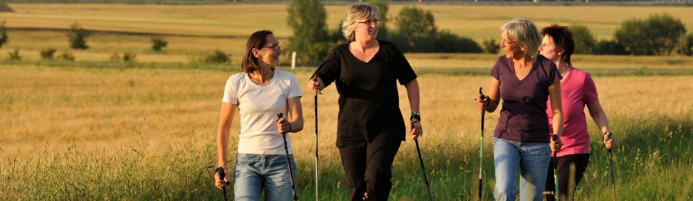 nordic-walking-in-schner-umgebung (&copy; Susanne Mölle )