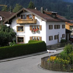 Haus im Sommer