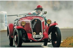Oldtimertreffen Im Juni findet allj�hrlich das traditionelle, internationale Oldtimertreffen der Oldiefreunde statt.