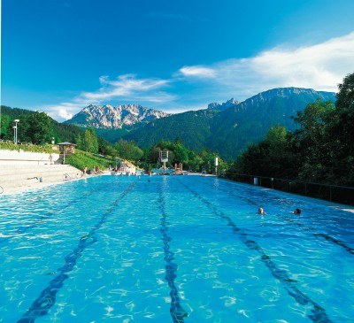 Alpenbad mit Freibad (© Pfronten Tourismus/ E. Reiter : Pfronten Tourismus/ E. Reiter ) Alpenbad mit Freibad (© Pfronten Tourismus/ E. Reiter : Pfronten Tourismus/ E. Reiter )