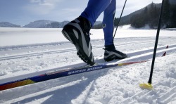 Langlaufen Genießen Sie die herrliche Winterlandschaft auf 65 km gespurten Loipen rund um das Pfrontener Tal.