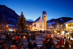 Weihnachtsmarkt Pfronten jedes Jahr am 3. Advent am Leonhardsplatz in Pfronten-Heitlern.