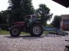 Gut Karlsminde-Trecker mit Pflug