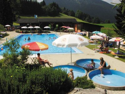 Felsenbad Jungholz Schwimmbecken Felsenbad Jungholz Schwimmbecken