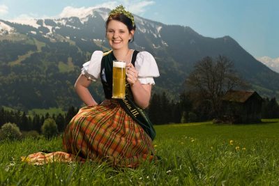 Bierkönigin von Rettenberg (© Tourist-Info Rettenberg ) Bierkönigin von Rettenberg (© Tourist-Info Rettenberg )