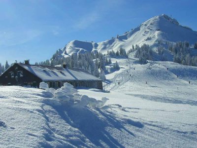Grüntenhütte im Winter (© Tourist-Info Rettenberg ) Grüntenhütte im Winter (© Tourist-Info Rettenberg )