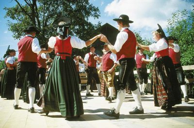 Wertach Trachtentanz (&copy; Tourist-Info Wertach )