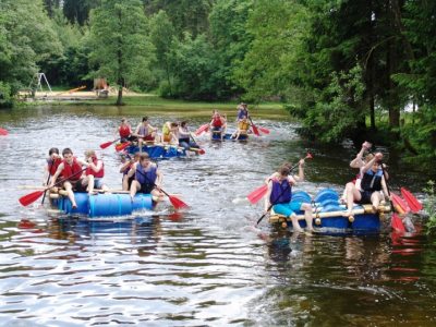 Floßbau Floßbau