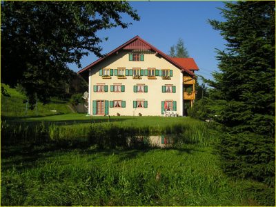 Gruppenunterkunft im Sommer