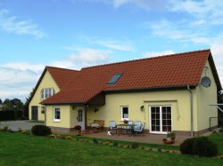 Ferienhaus im Gr&uuml;nen