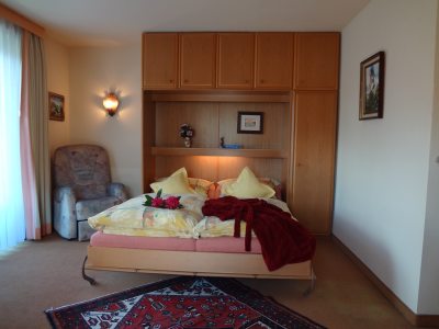 Französisches Bett mit Blick in den Berge Französisches Bett mit Blick in den Berge