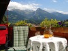 Aussicht von der gro&szlig;en Ferienwohnung auf die Oberstdorfer Berge