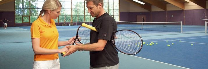 Tennis spielen in Fischen