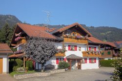 charivarilandhausauenmittel