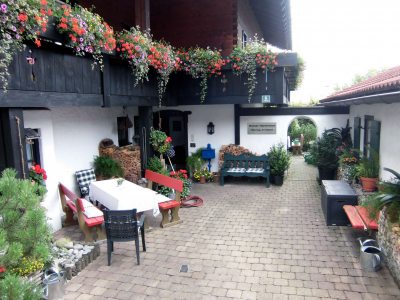 unser gemütlicher Innenhof unser gemütlicher Innenhof