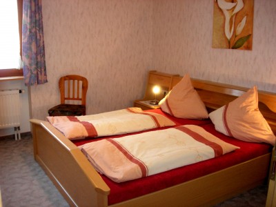 Schlafzimmer Schrofenblick