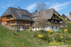 Gästehaus im Frühling Gästehaus im Frühling