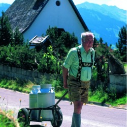 traditioninofterschwang_ausschnitt_822x821