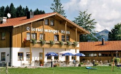 Ofterschwanger Haus Restaurant und Veranstaltungs-Zetrum für Familien-, Vereins- und Firmenveranstaltungen aller Art in Ofterschwang im Allgäu.