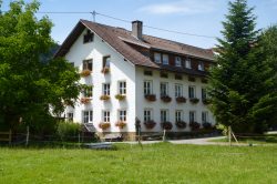 Hausansicht Juli 11