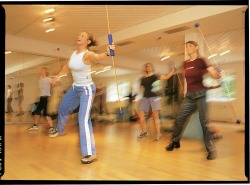 Funktionsgymnastik Wirbelsäulenfunktionsgymnastik mit STABY einem hochpräzisen Fitnessgerät.