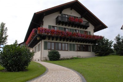 haus-fav haus-fav
