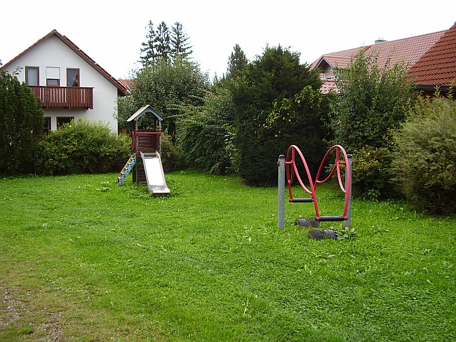 
	Spielplatz Am Lindenteil Stockheim
