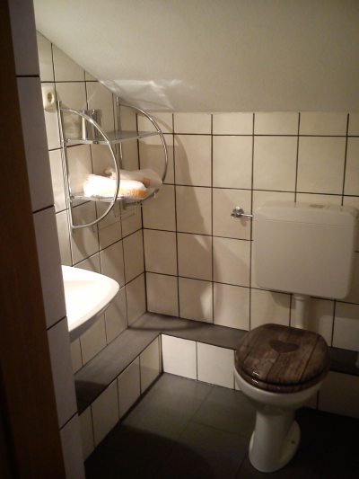 Toilette FeWo II Schlafzimmer 2 Toilette FeWo II Schlafzimmer 2