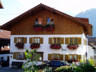 Hausansicht im Sommer Hausansicht im Sommer
